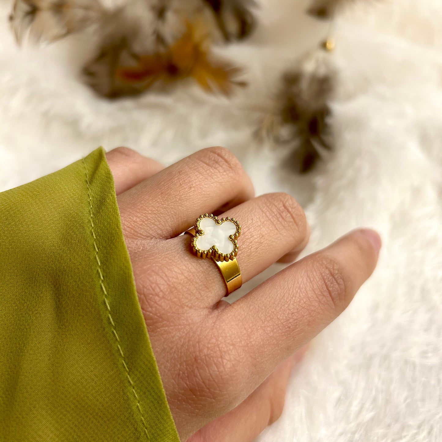 White Clover Ring