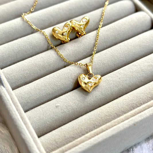 Solitaire Studded Hearts – Set of Necklace & Earrings